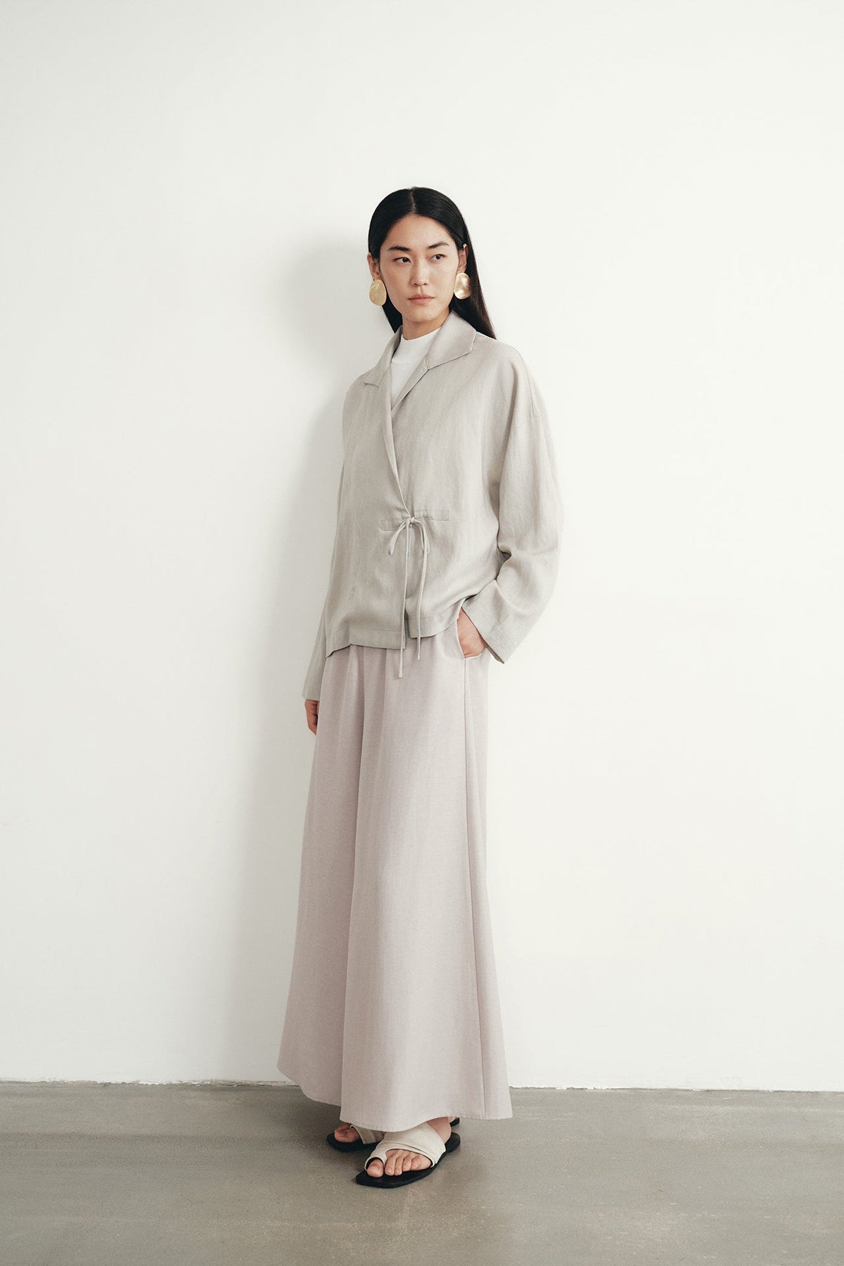 color:TAUPE