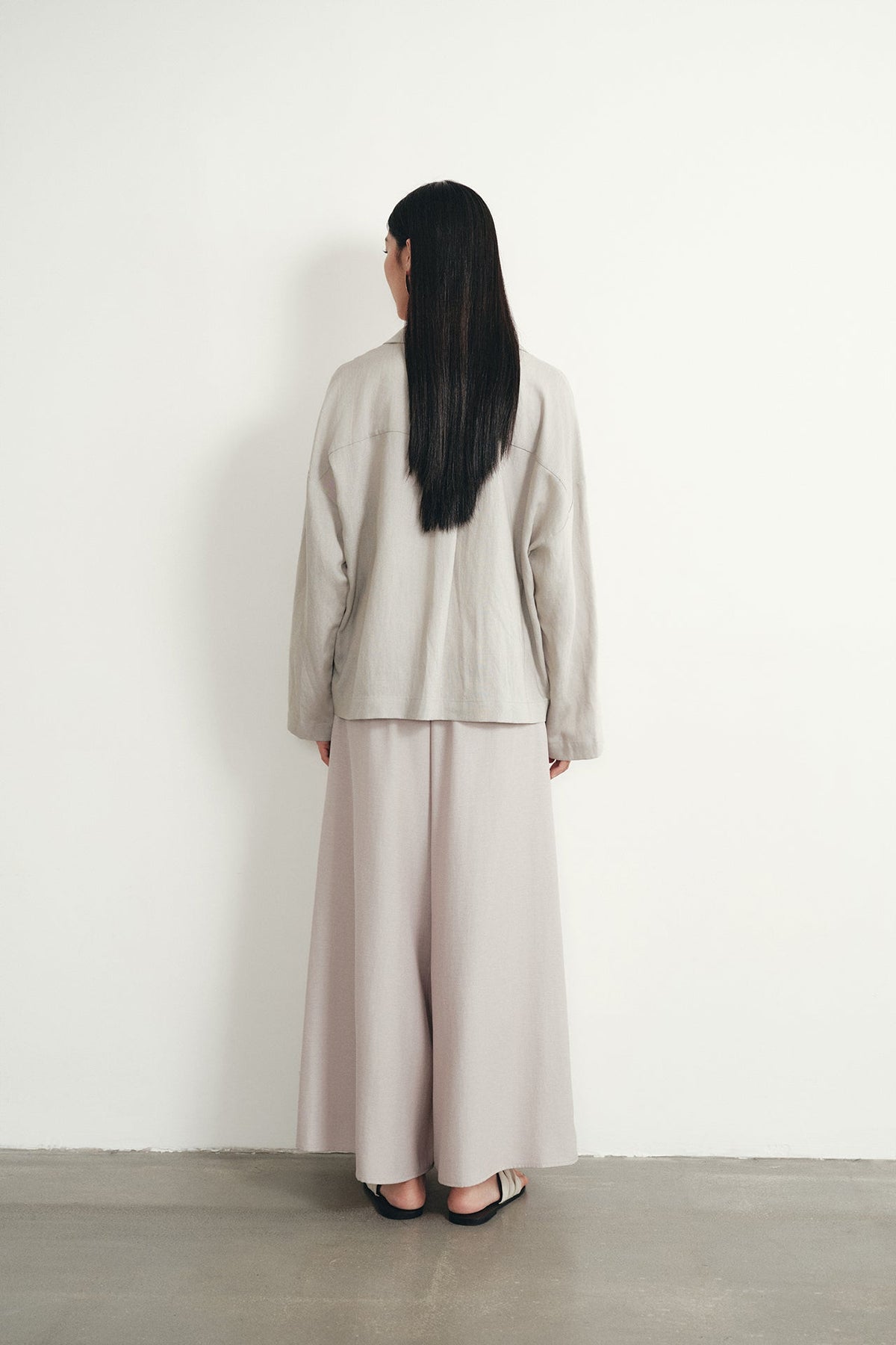 color:TAUPE