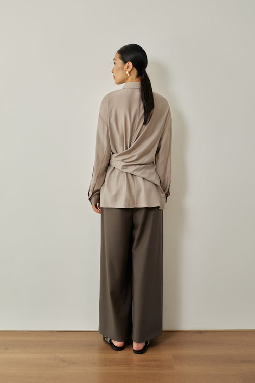 color:TAUPE