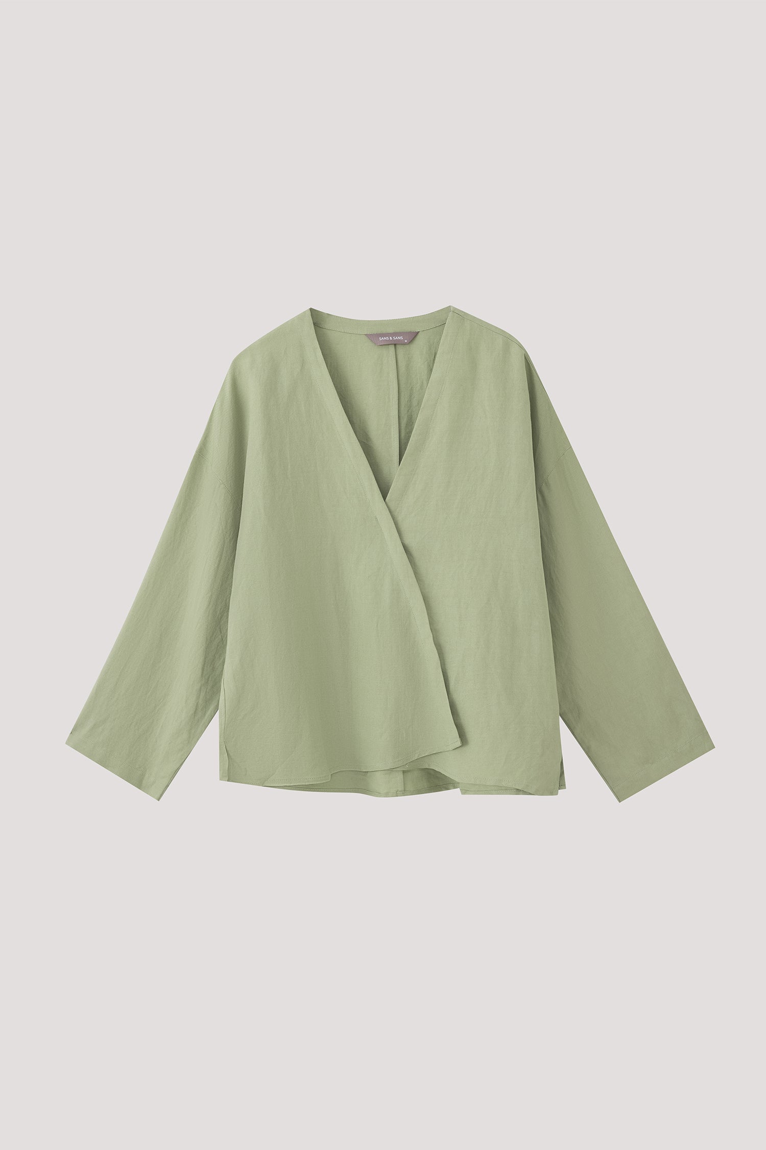 color:LIGHT GREEN