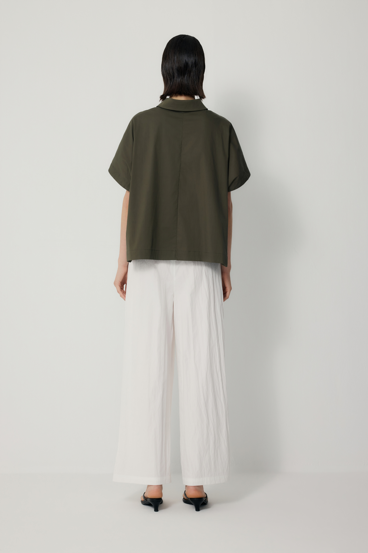 color:KHAKI GREEN