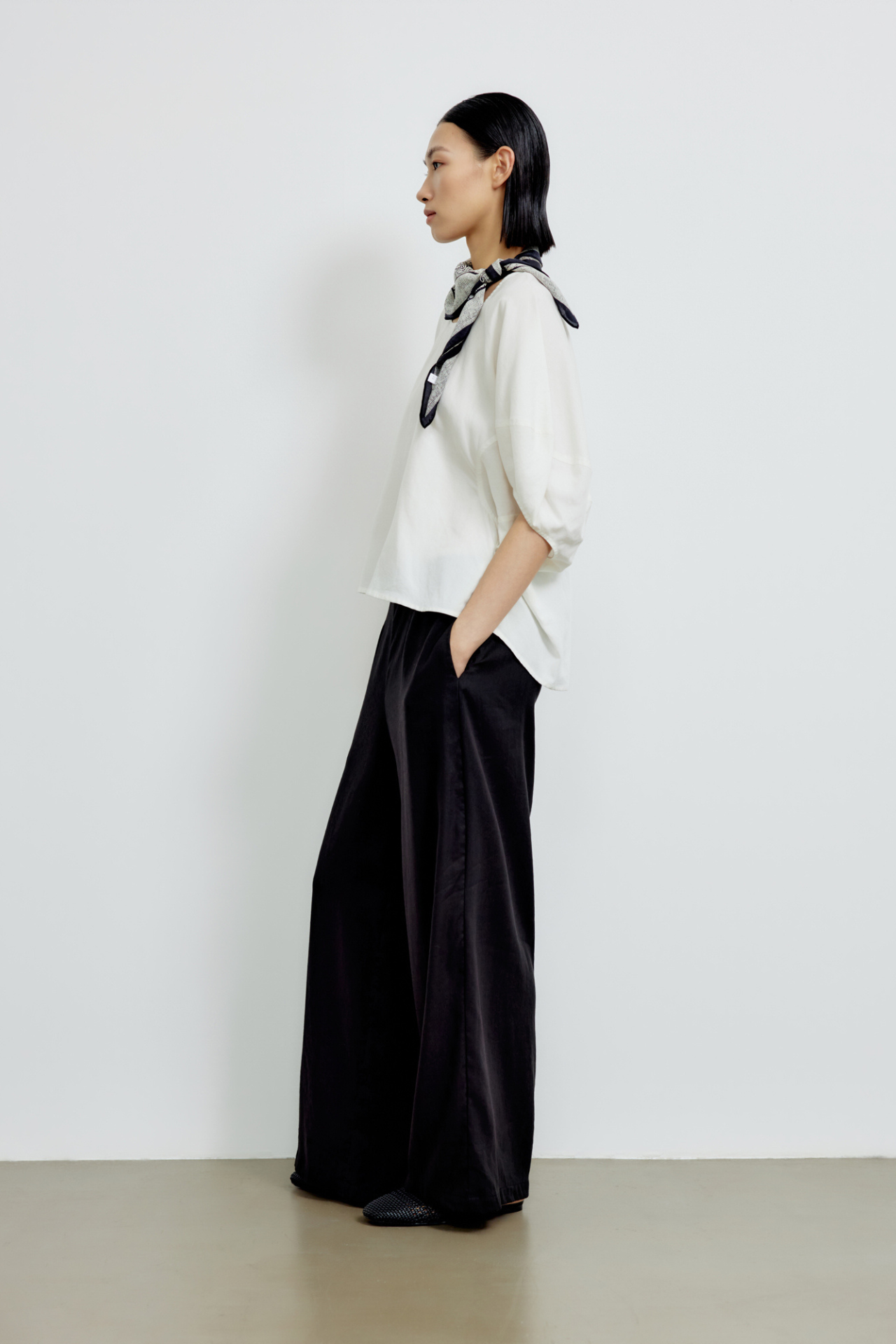 color:IVORY