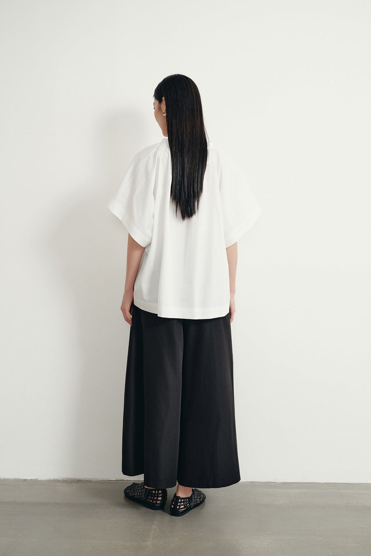 color:IVORY