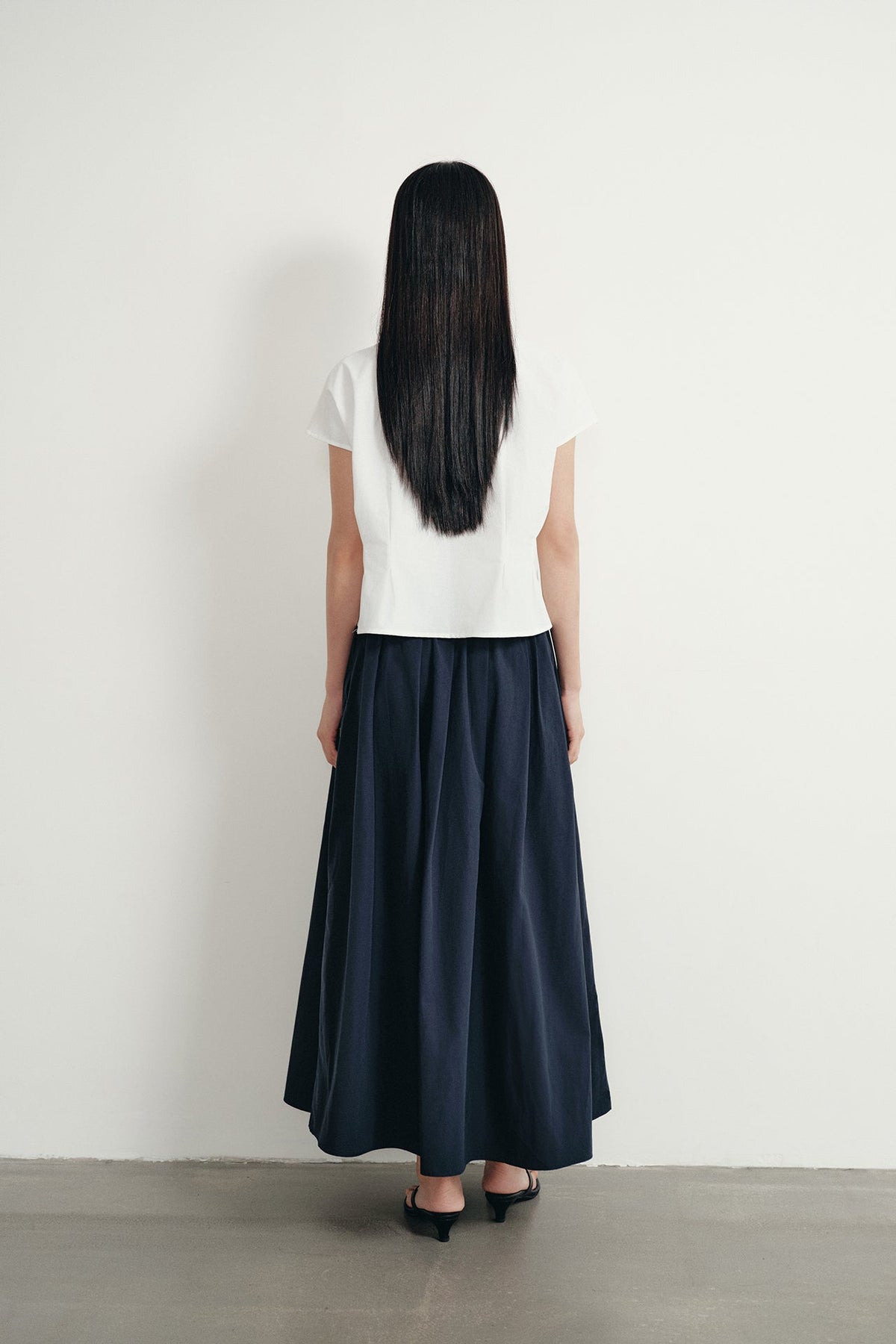 color:IVORY