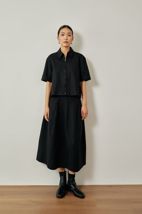color:NOIR