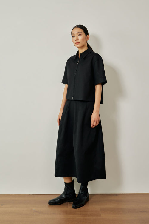 color:NOIR