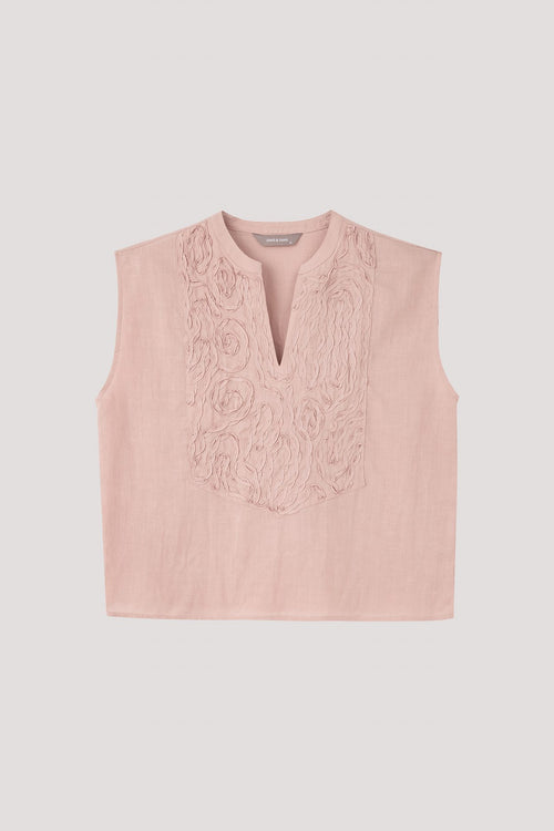 color:BLUSH