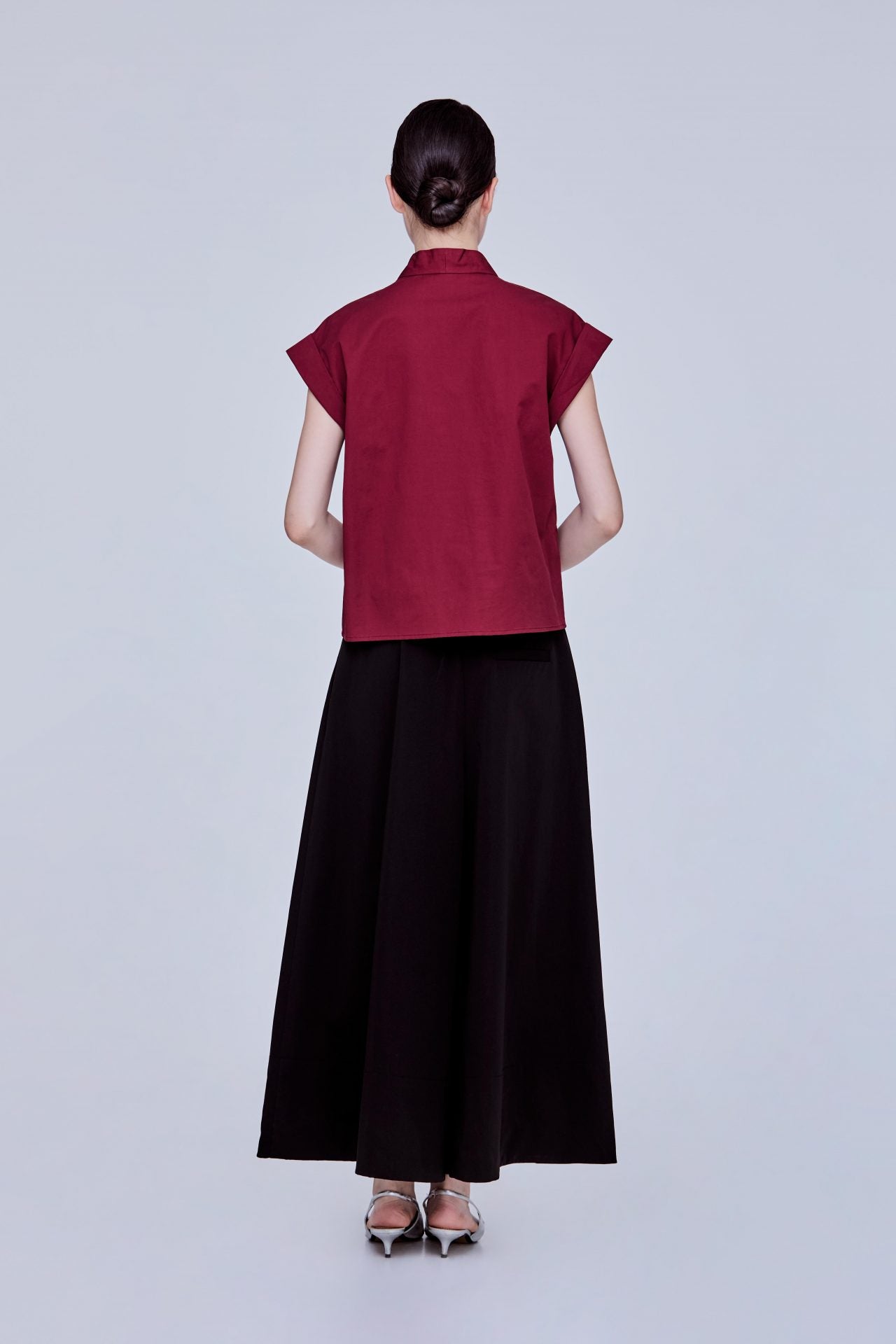 color:MAROON