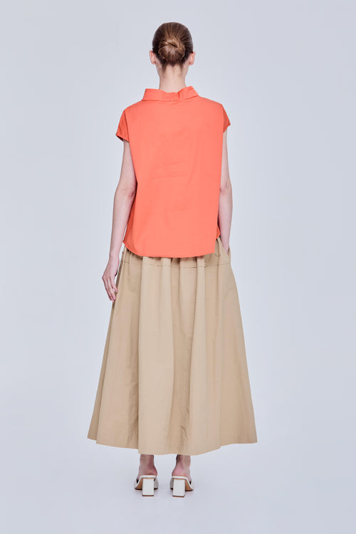color:ORANGE