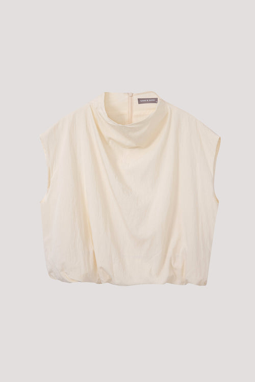 color:CREAM