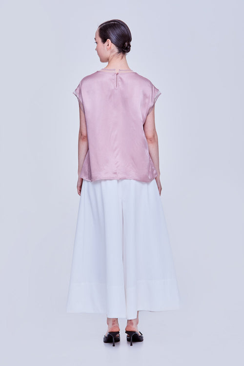 color:BLUSH