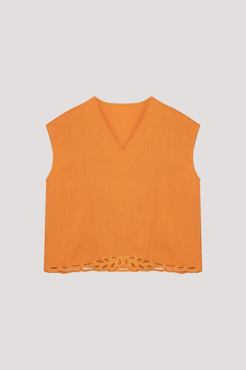 color:ORANGE