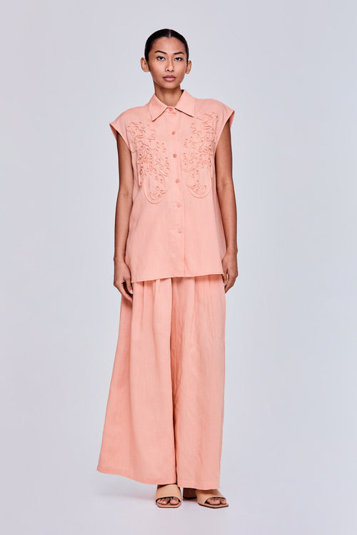 color:PEACH