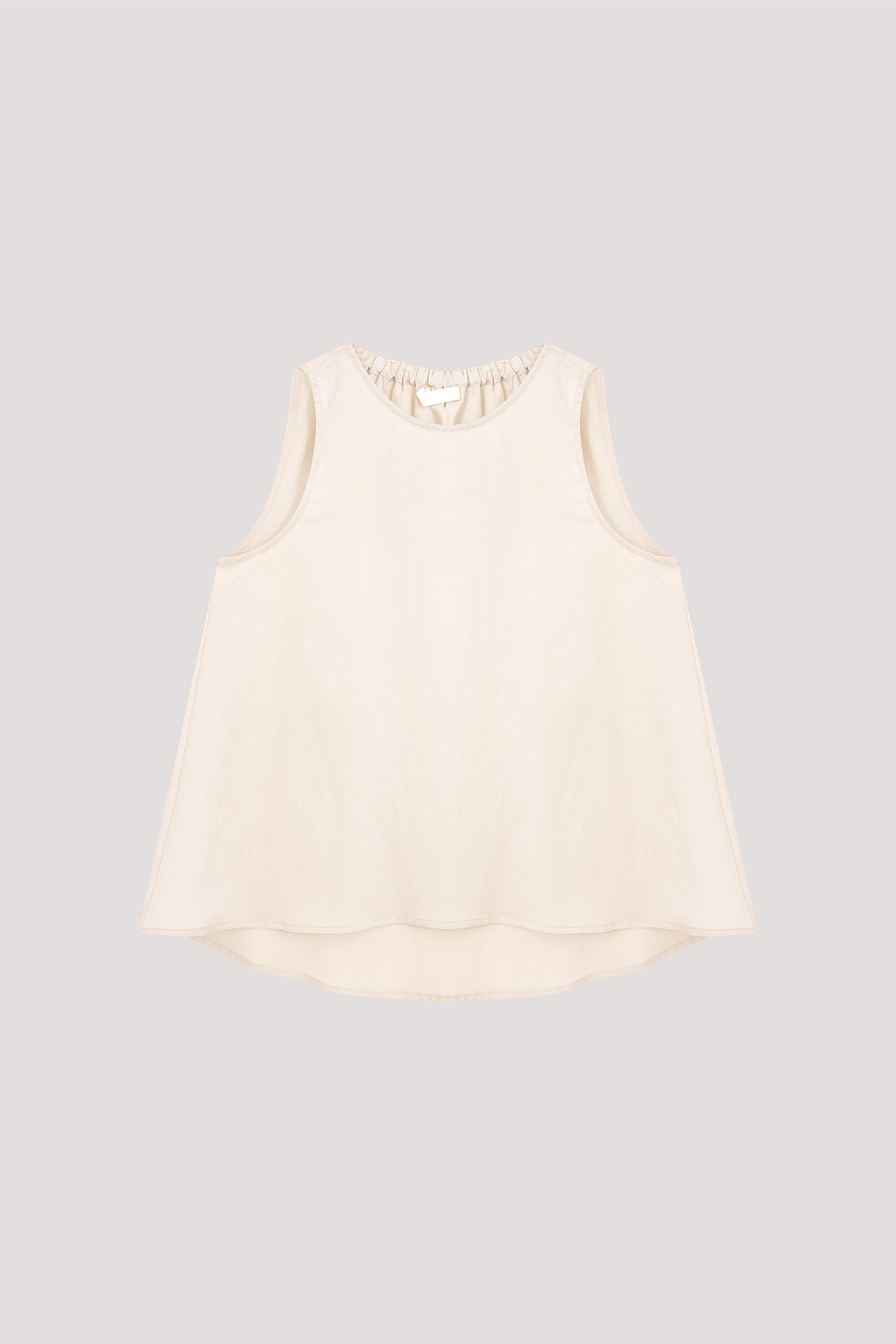 color:BEIGE