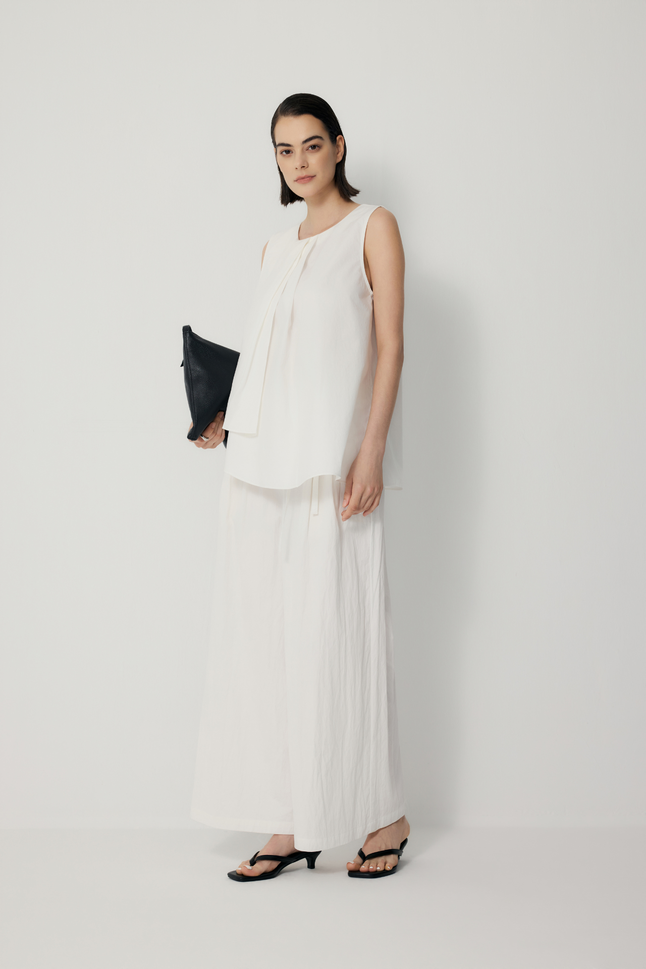 color:IVORY