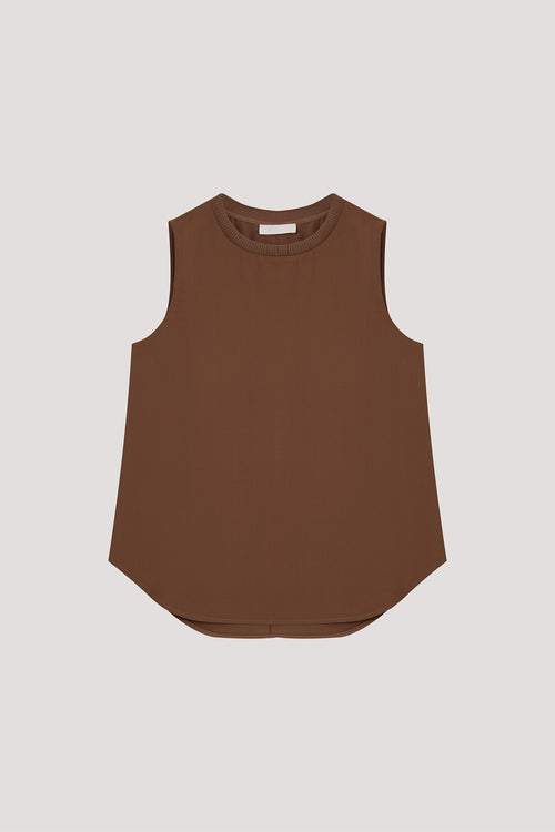 color:BROWN
