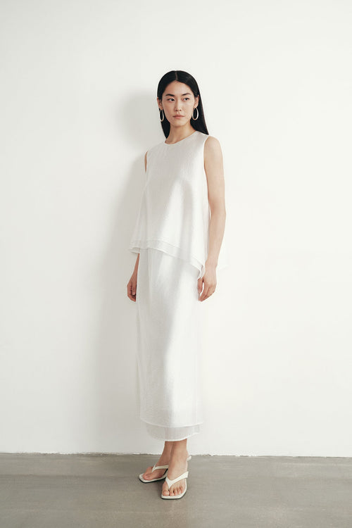 color:IVORY
