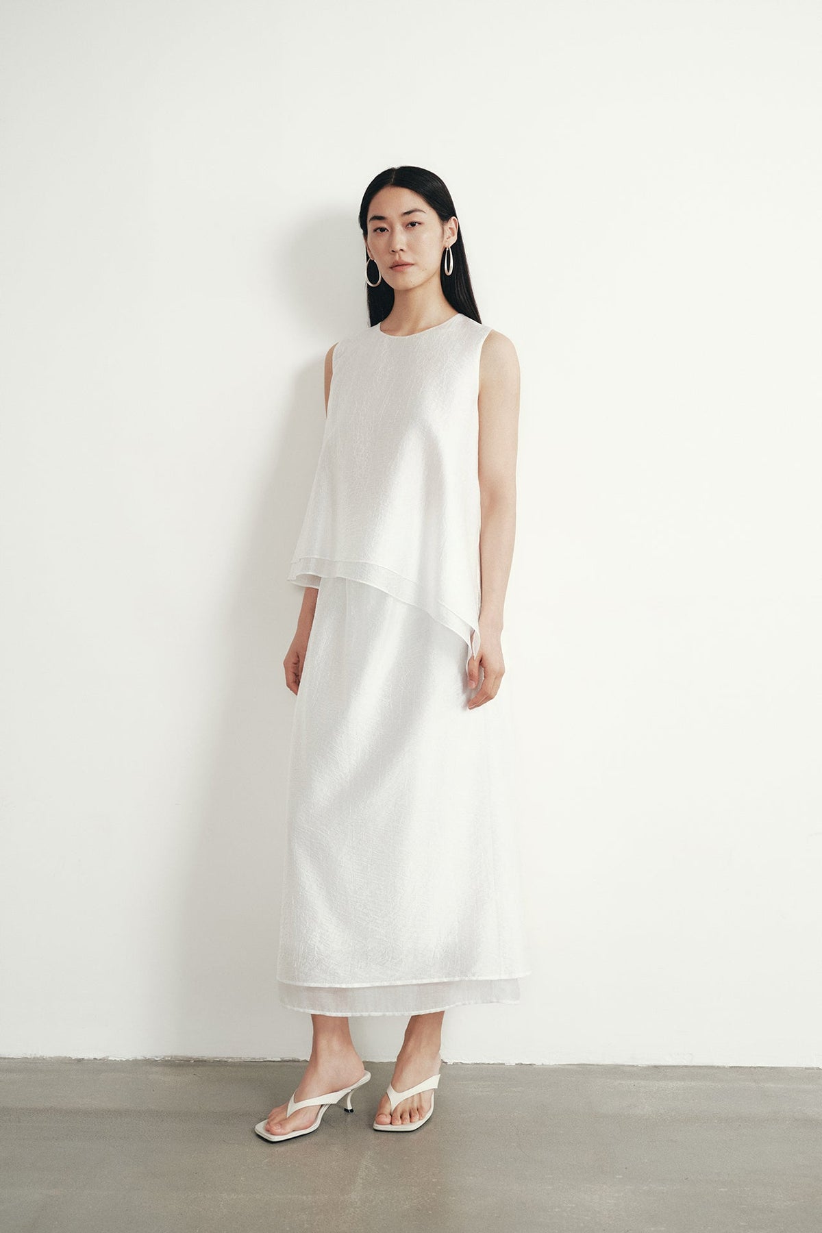 color:IVORY