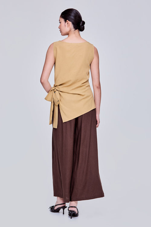color:OCHRE