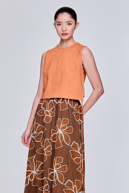 color:ORANGE