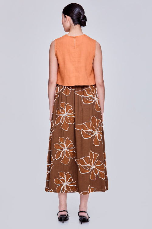 color:ORANGE