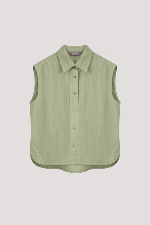 color:LIGHT GREEN