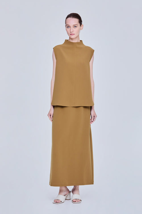 color:BRONZE