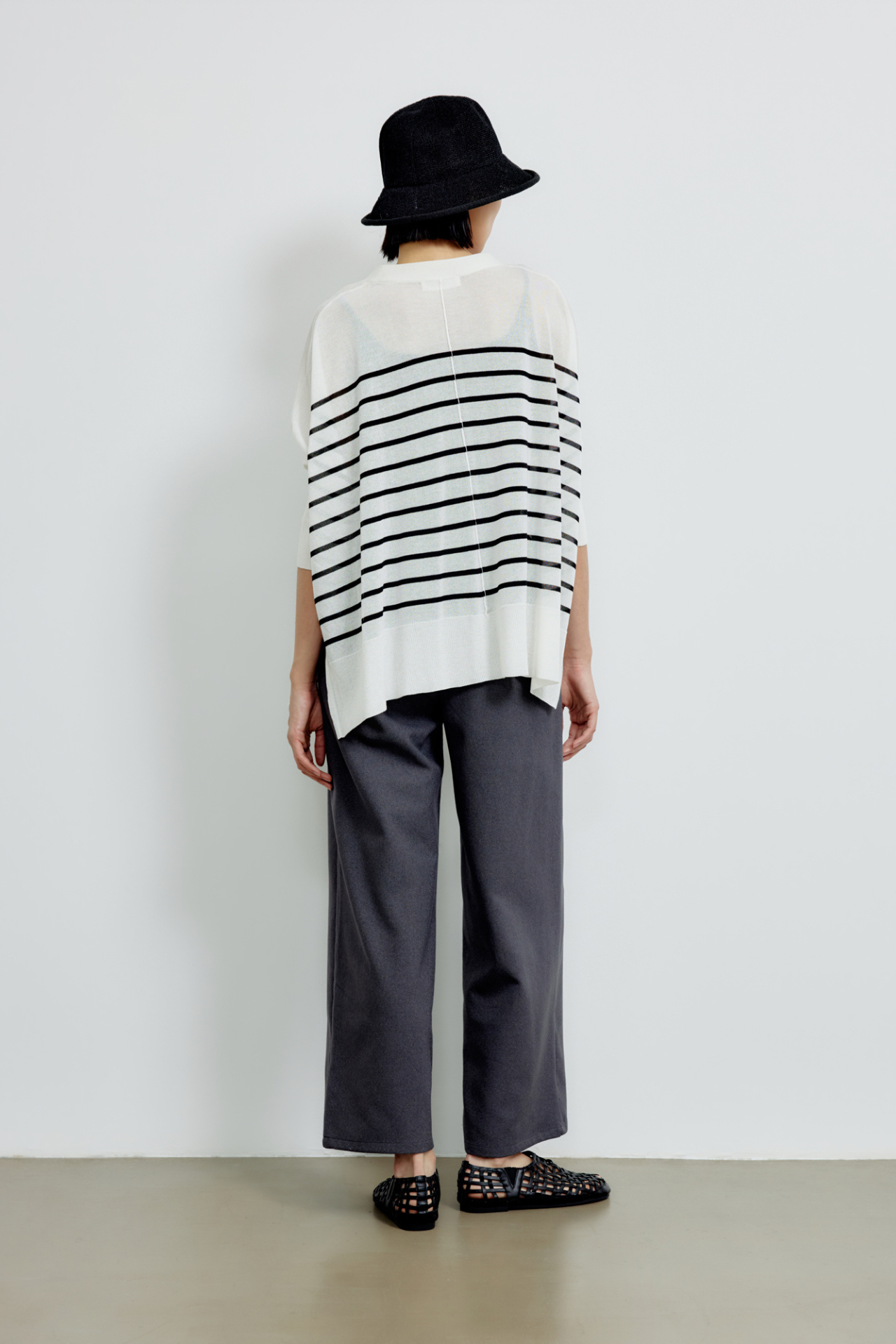 color:IVORY