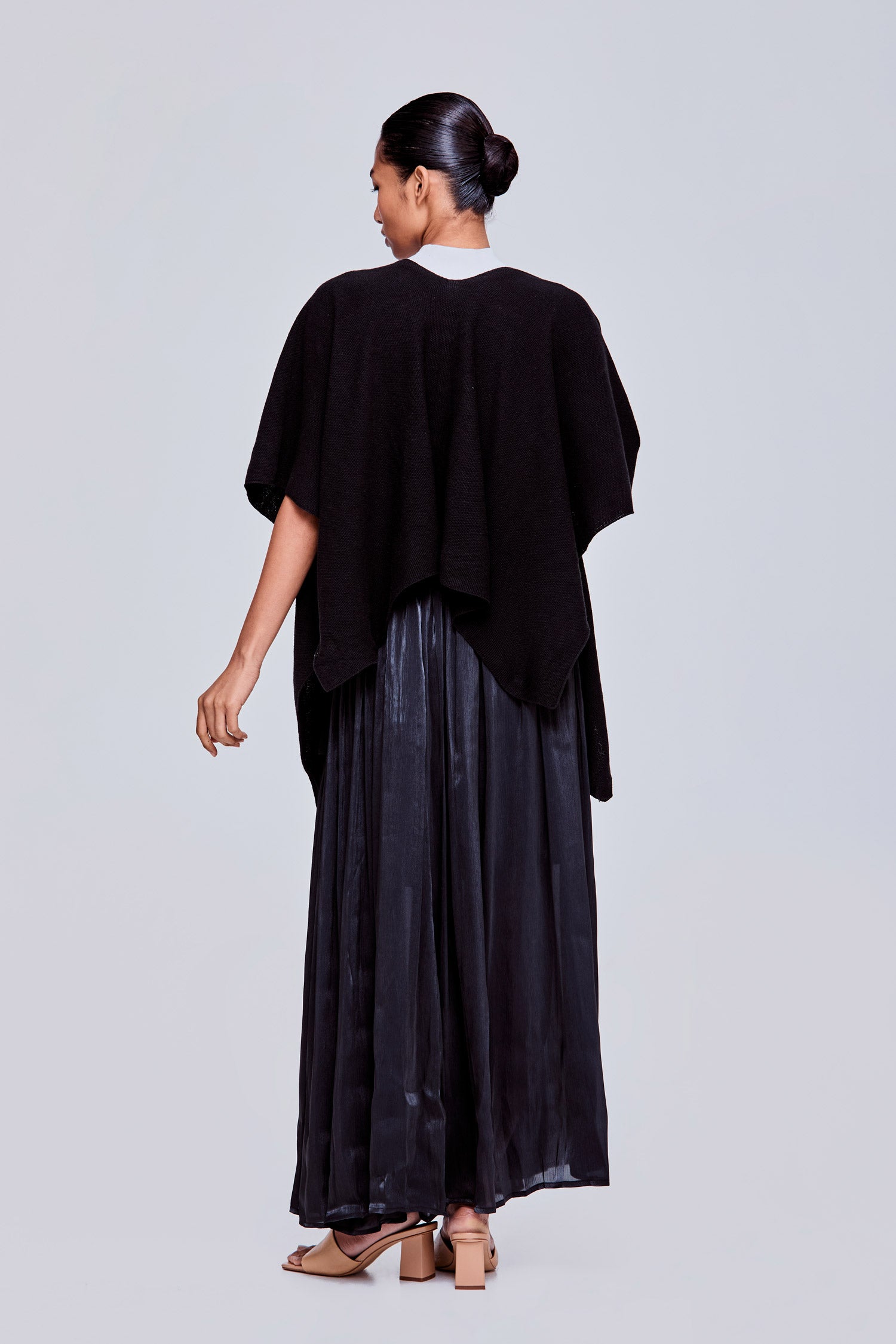 color:NOIR