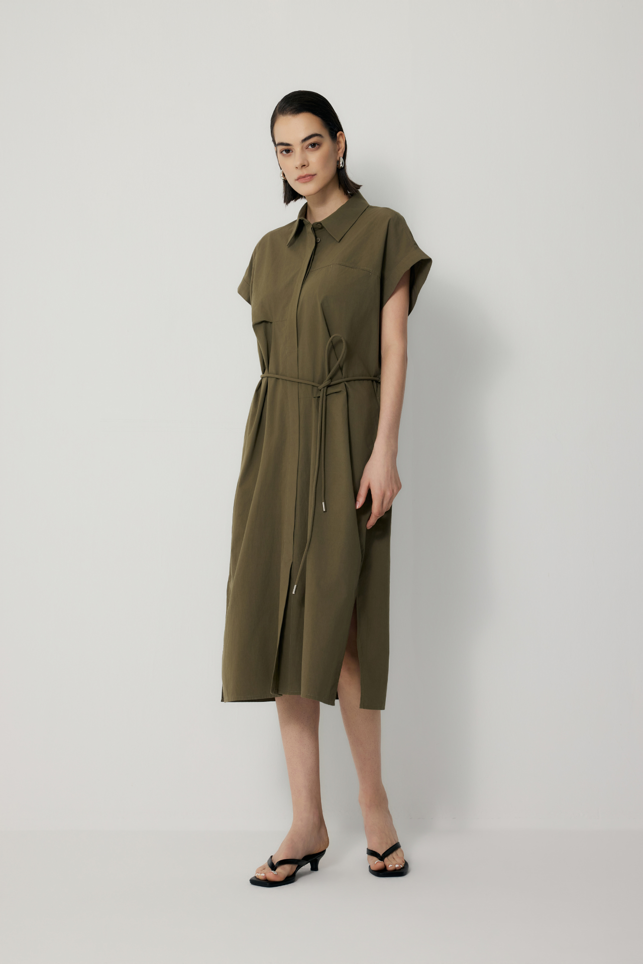 color:KHAKI GREEN