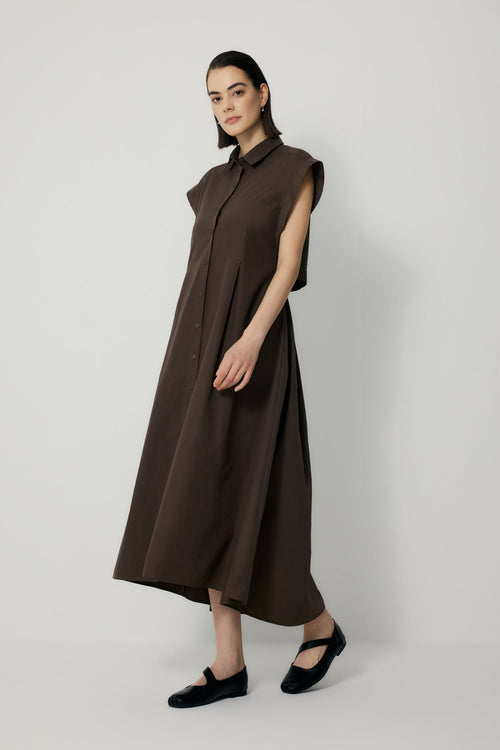 color:DARK BROWN