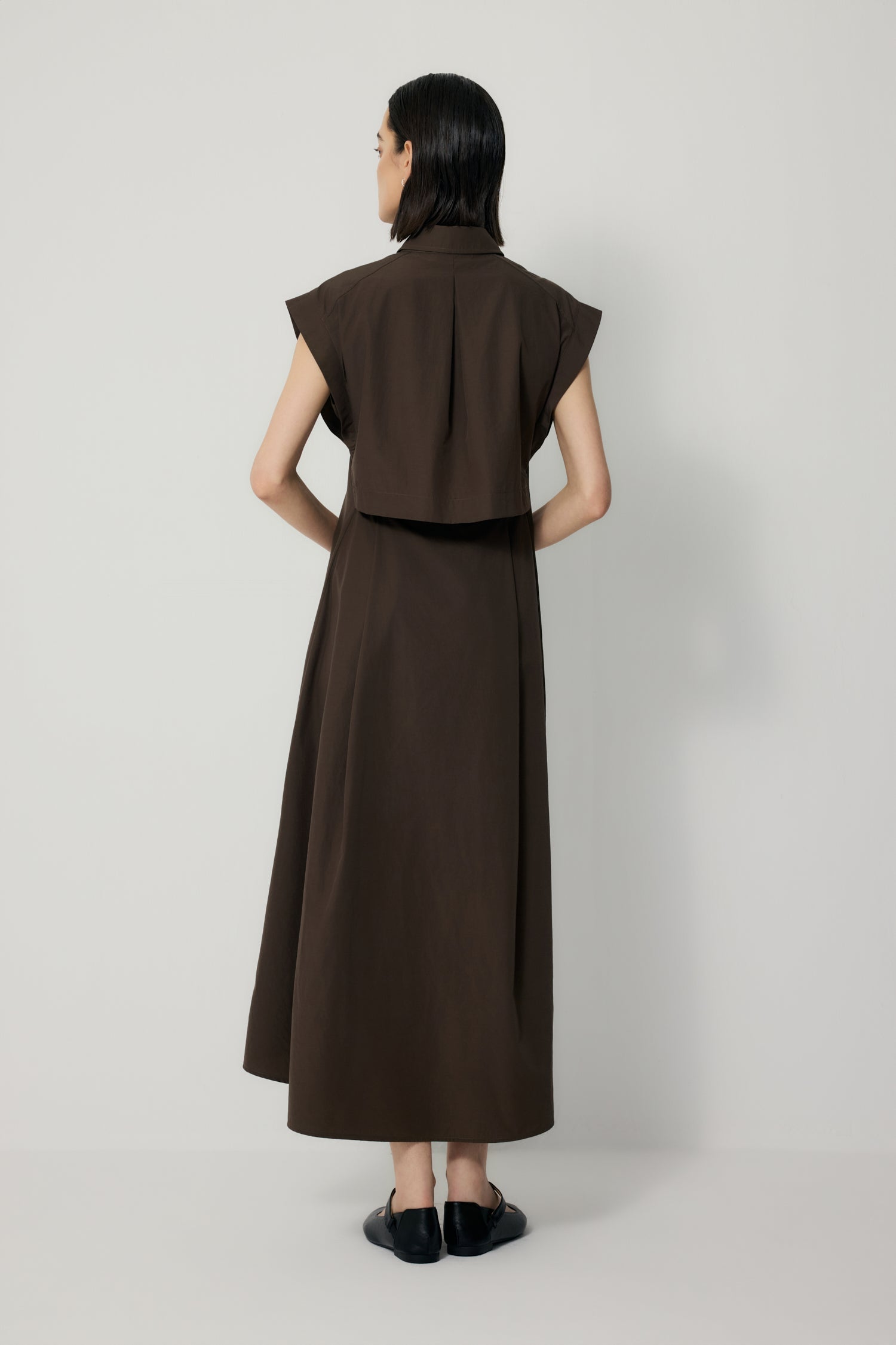 color:DARK BROWN