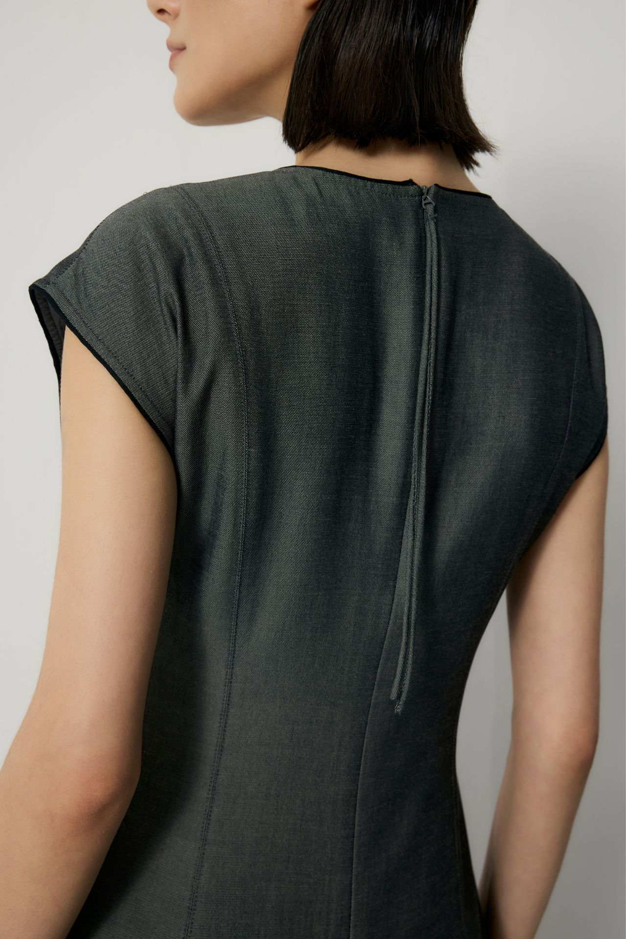 color:DENIM BLACK