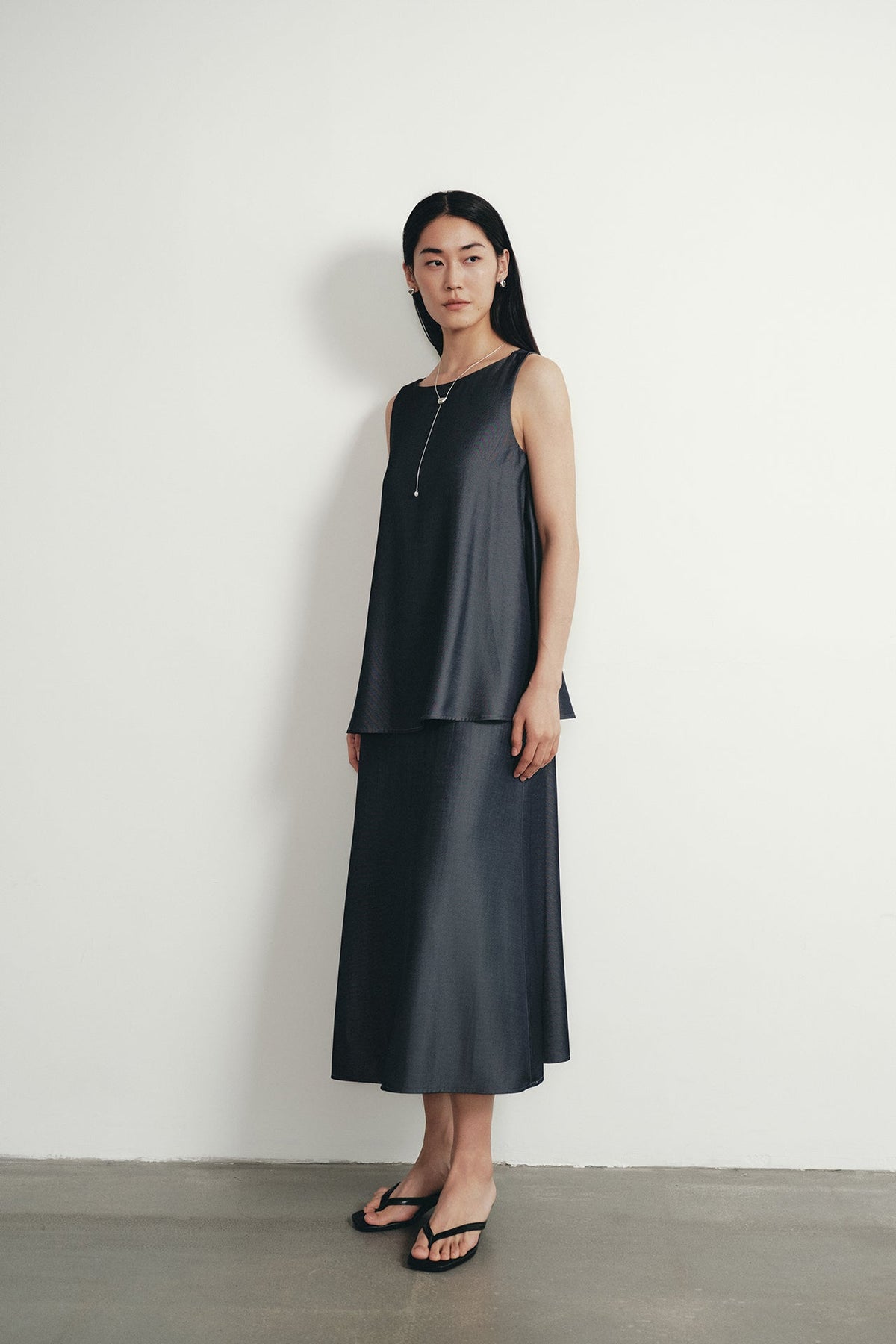 color:DENIM BLACK