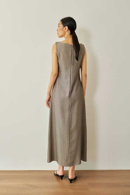 color:DARK BROWN