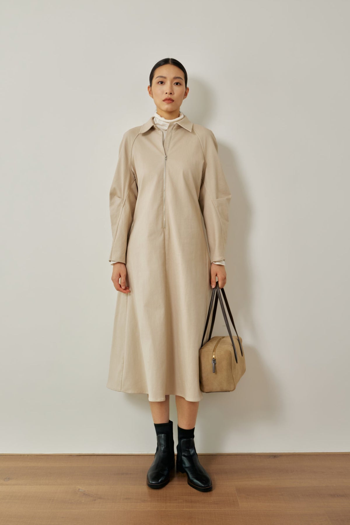 color:TAUPE
