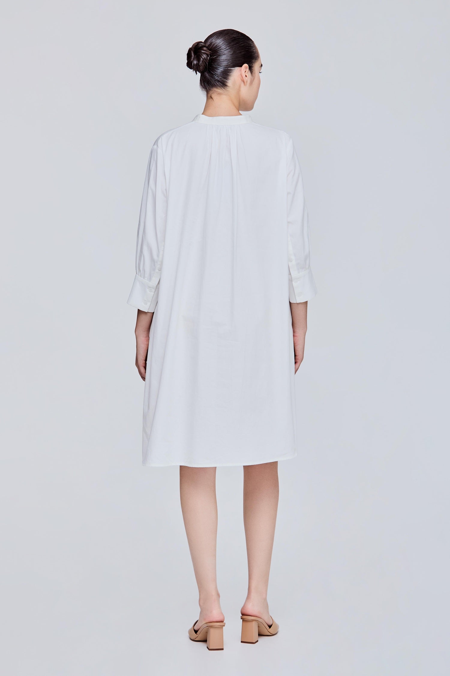 color:IVORY