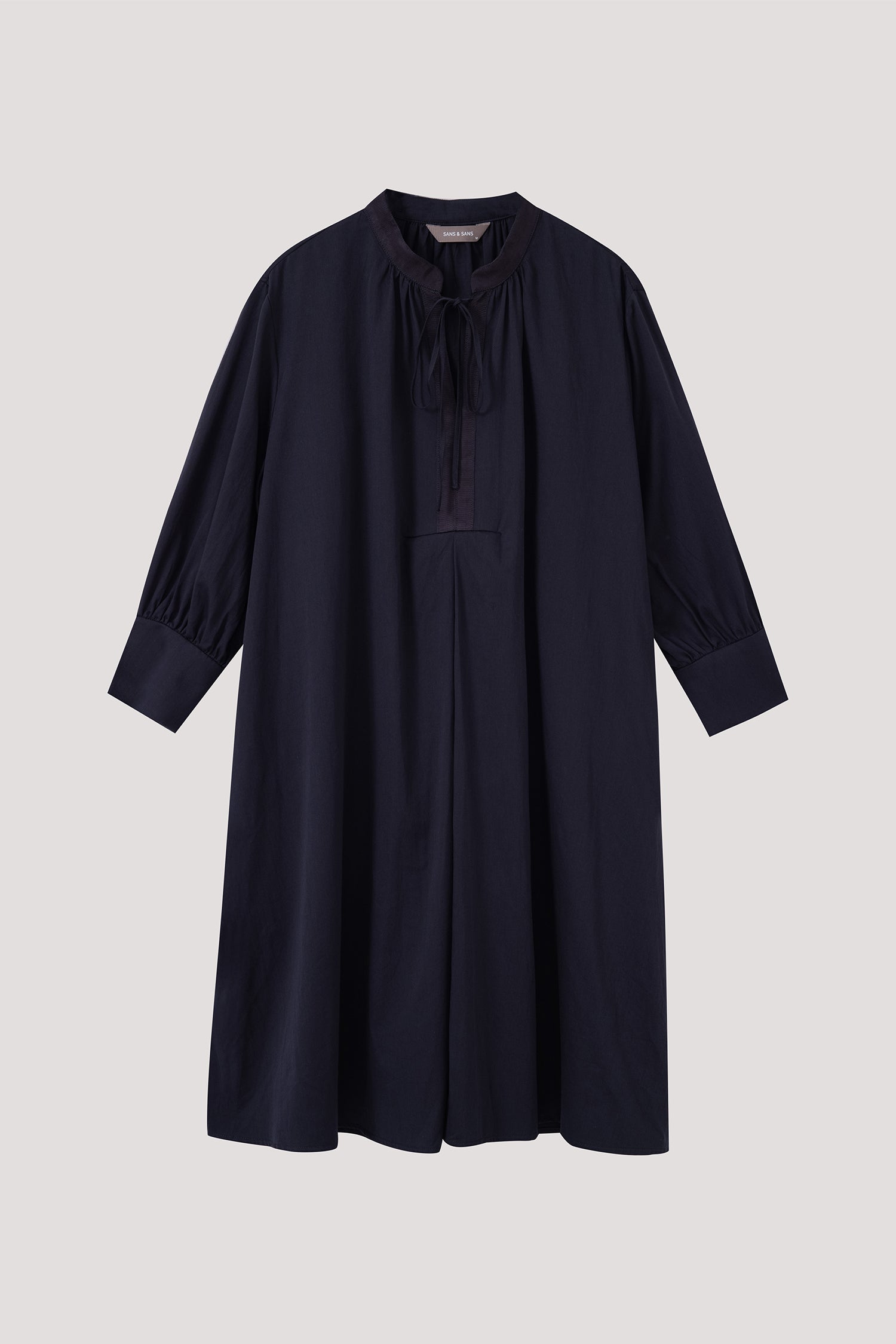 color:NAVY