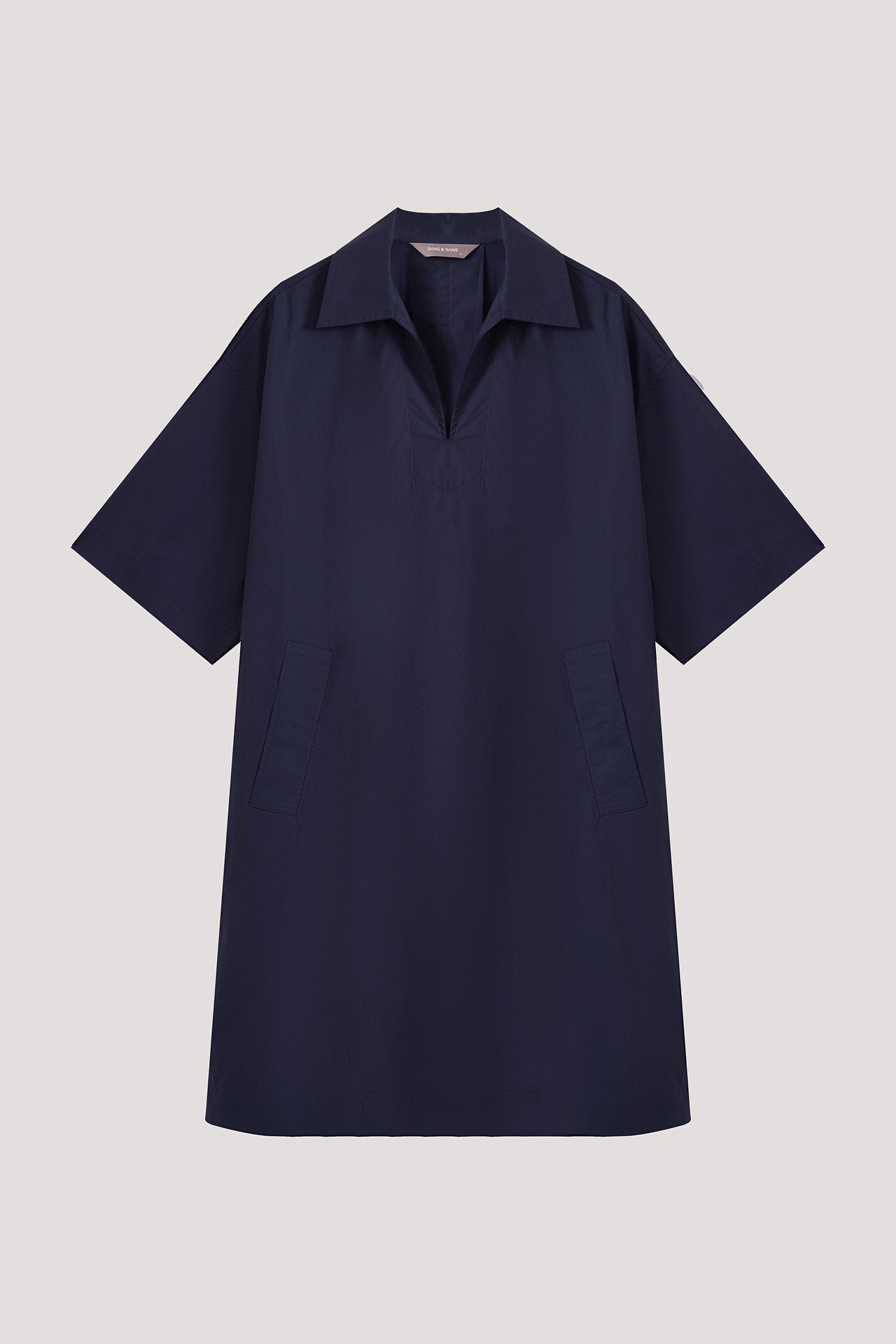 color:NAVY