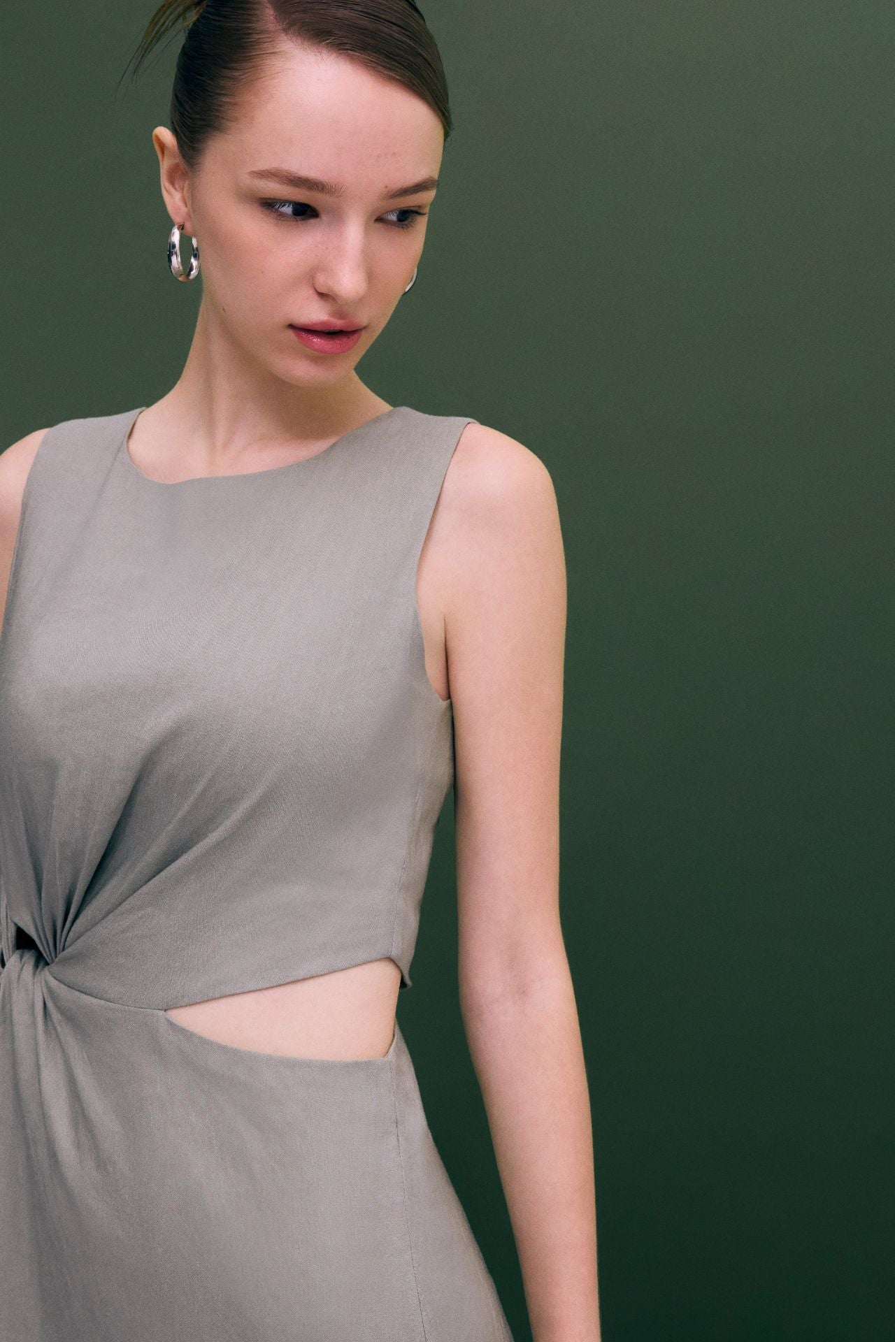 color:MINT