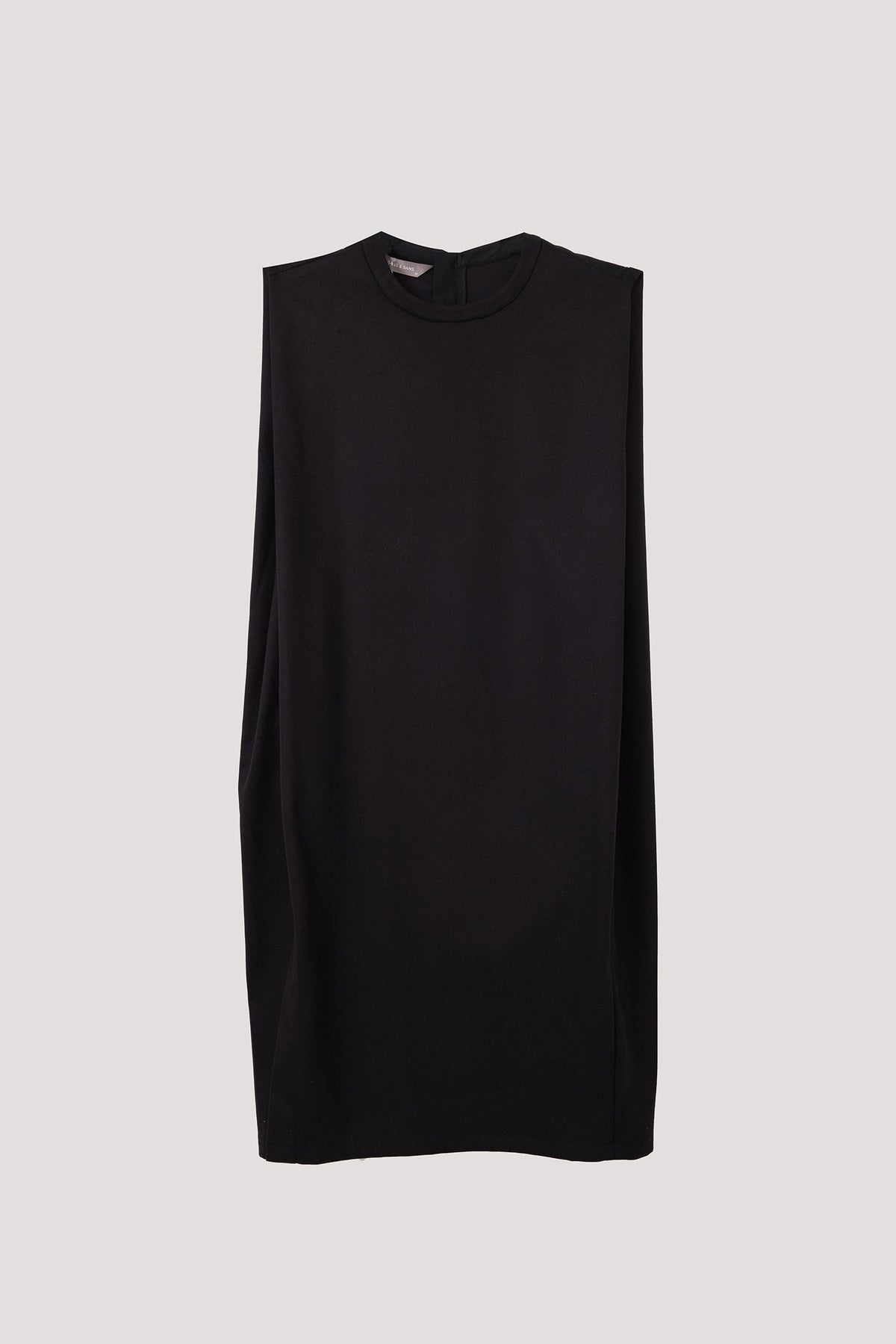 color:NOIR
