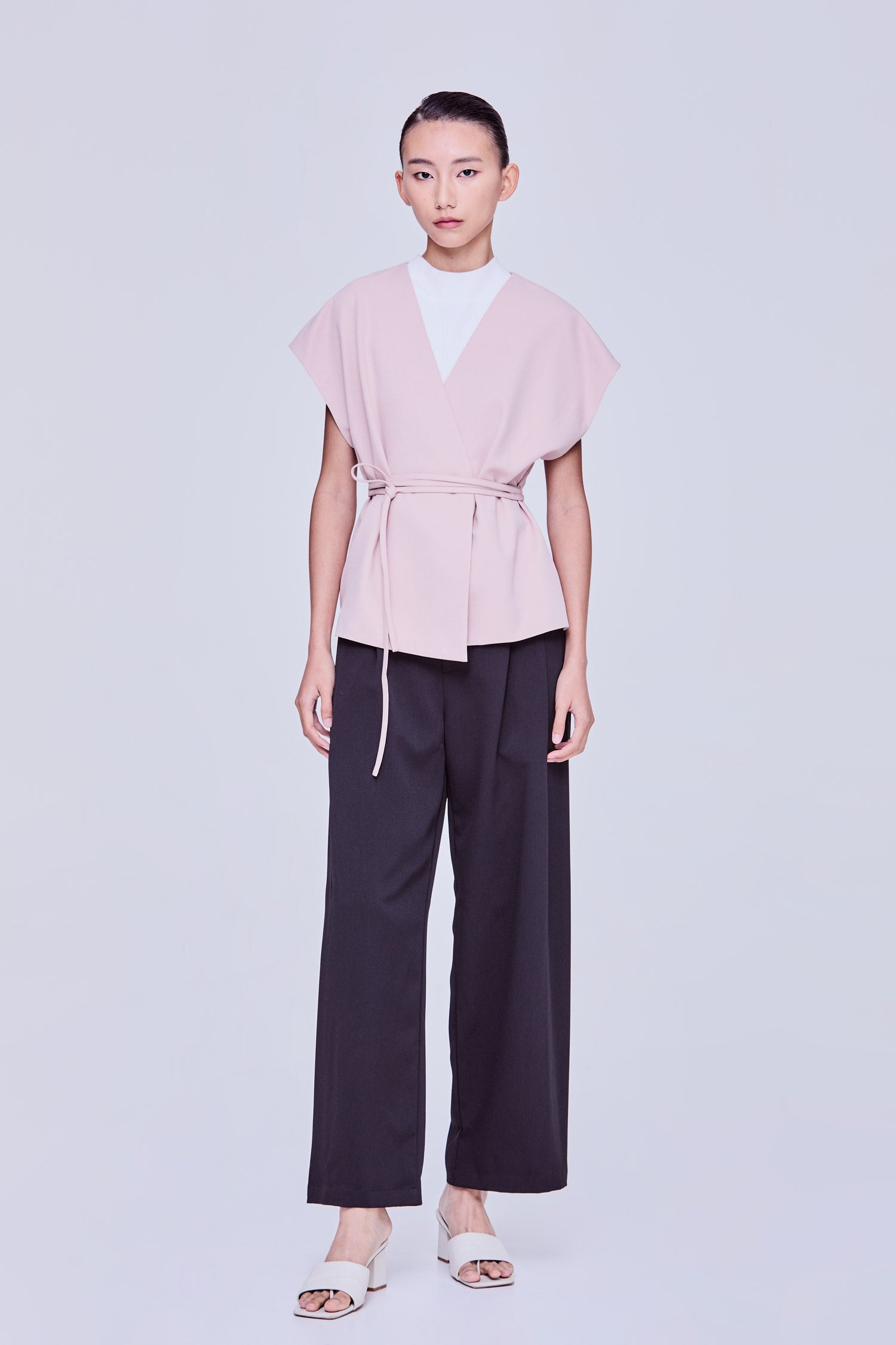 color:BLUSH