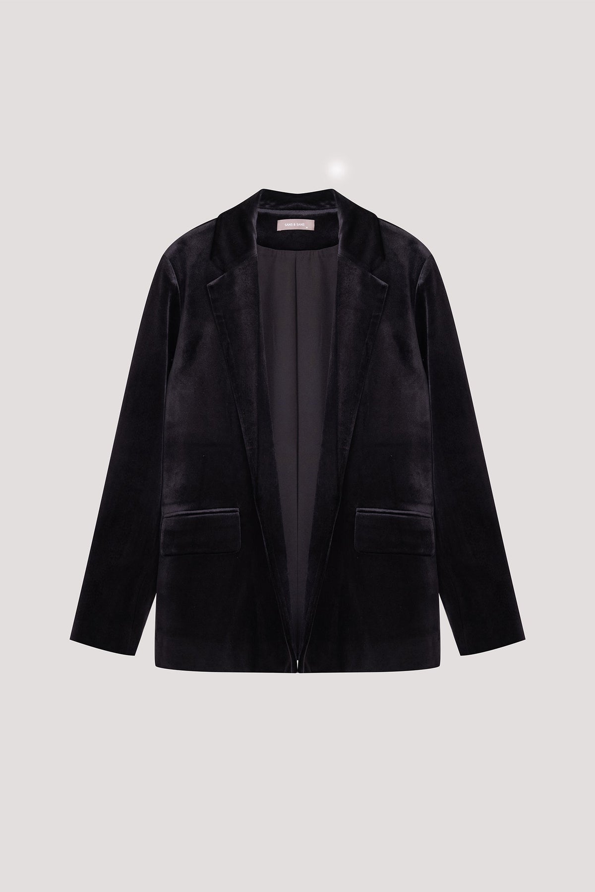 color:NOIR
