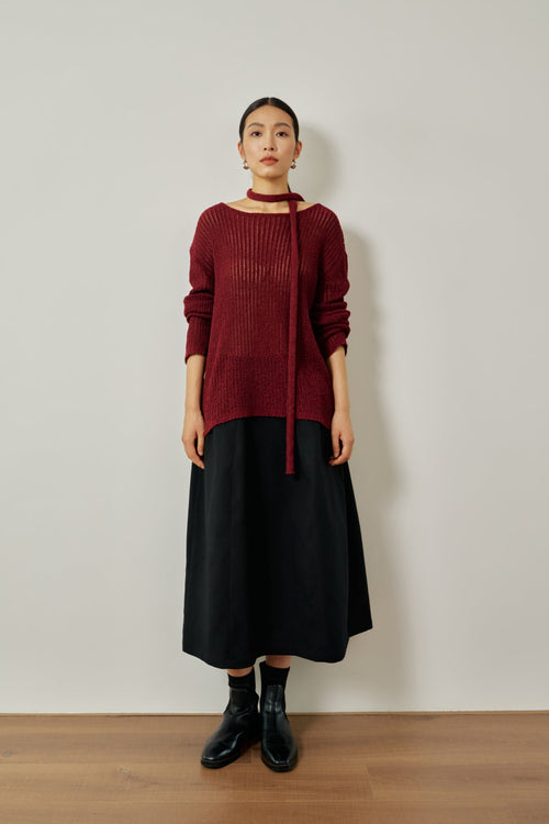 color:MAROON