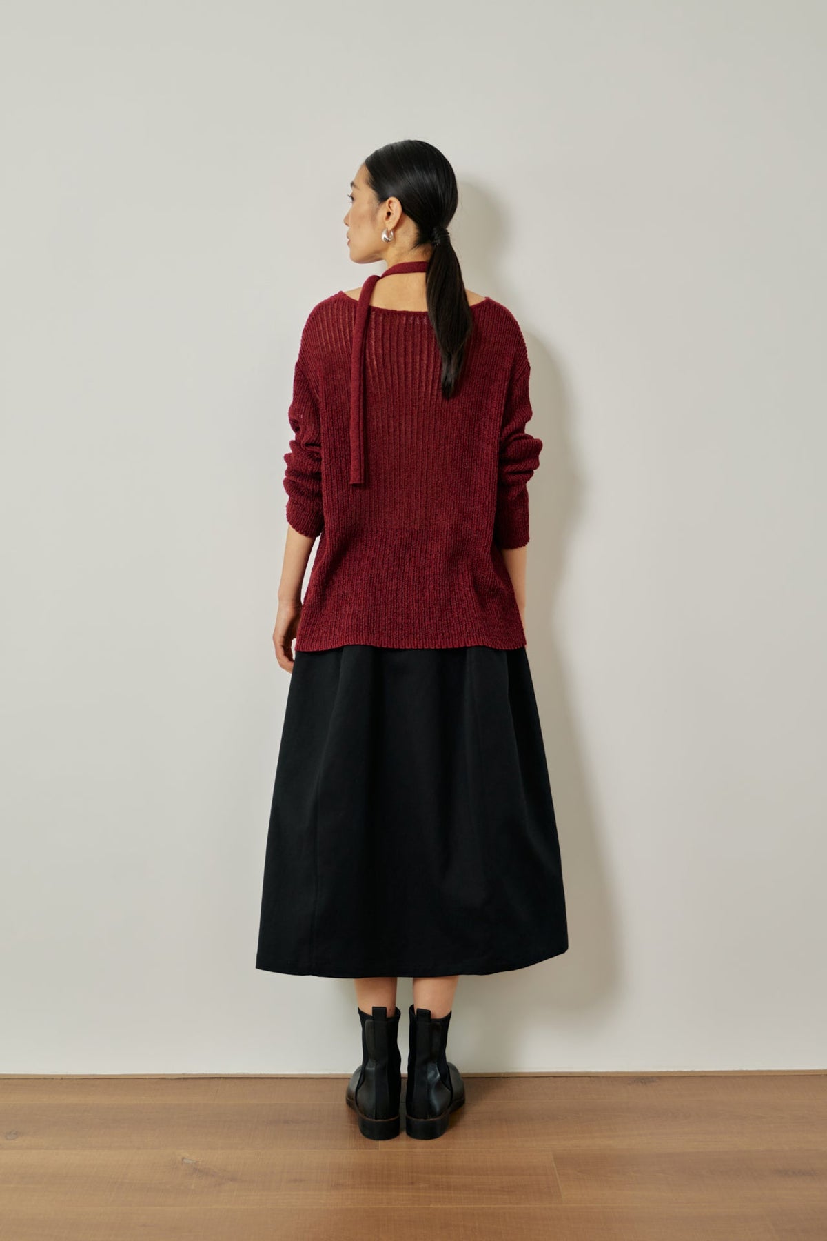 color:MAROON