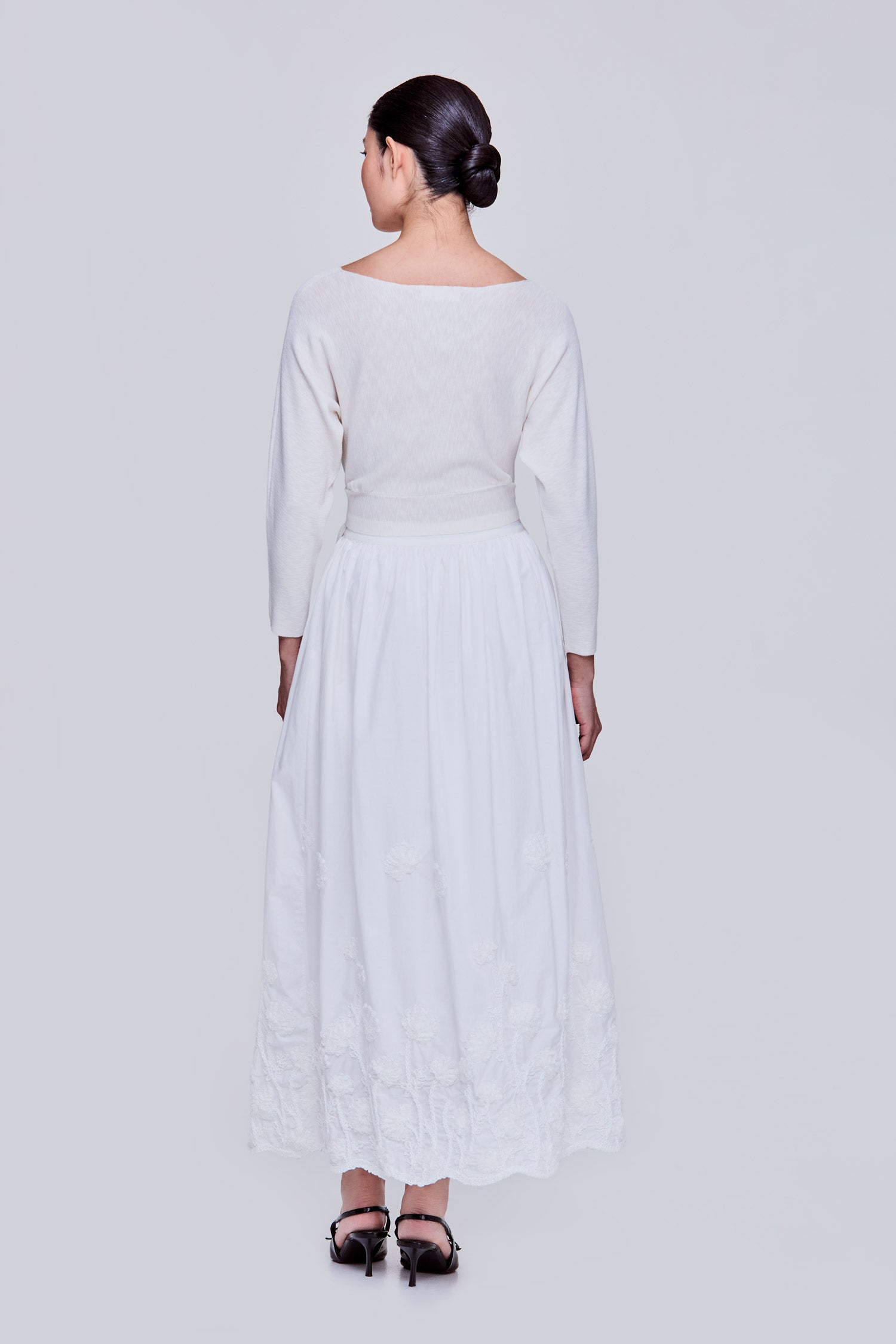 color:IVORY