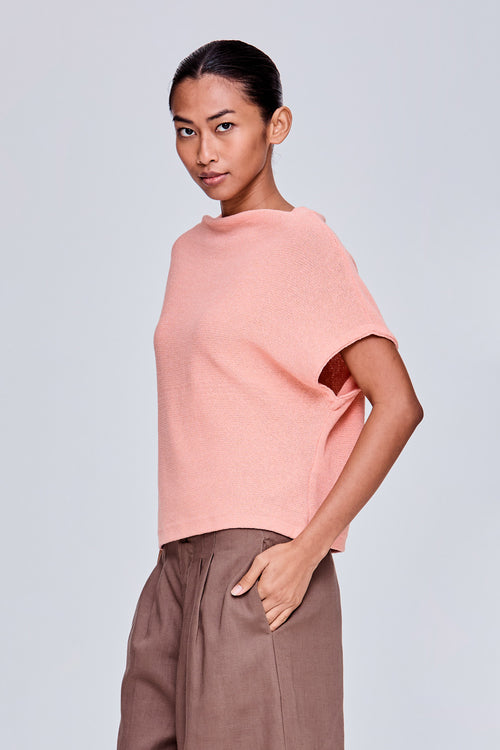 color:PEACH