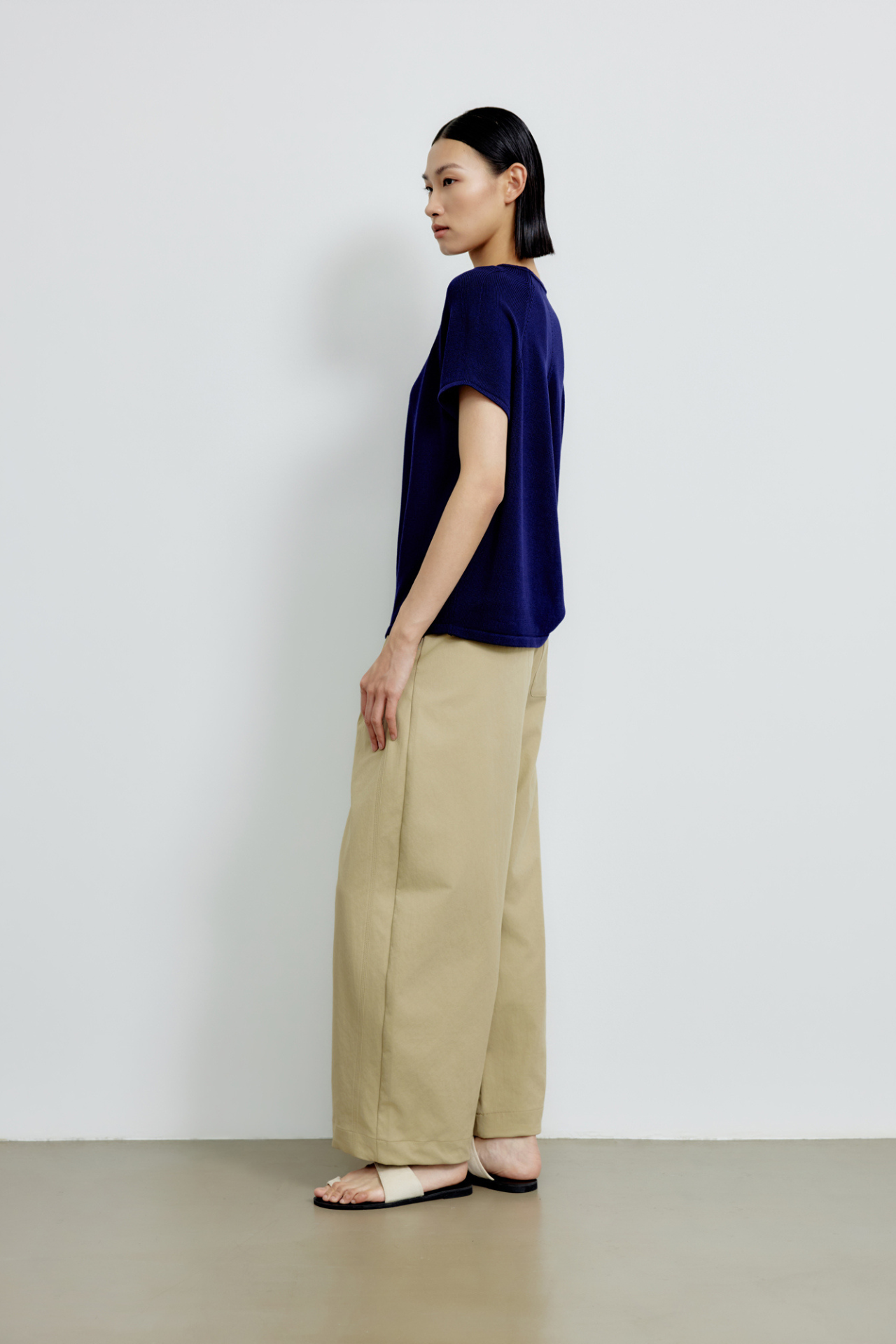 color:NAVY