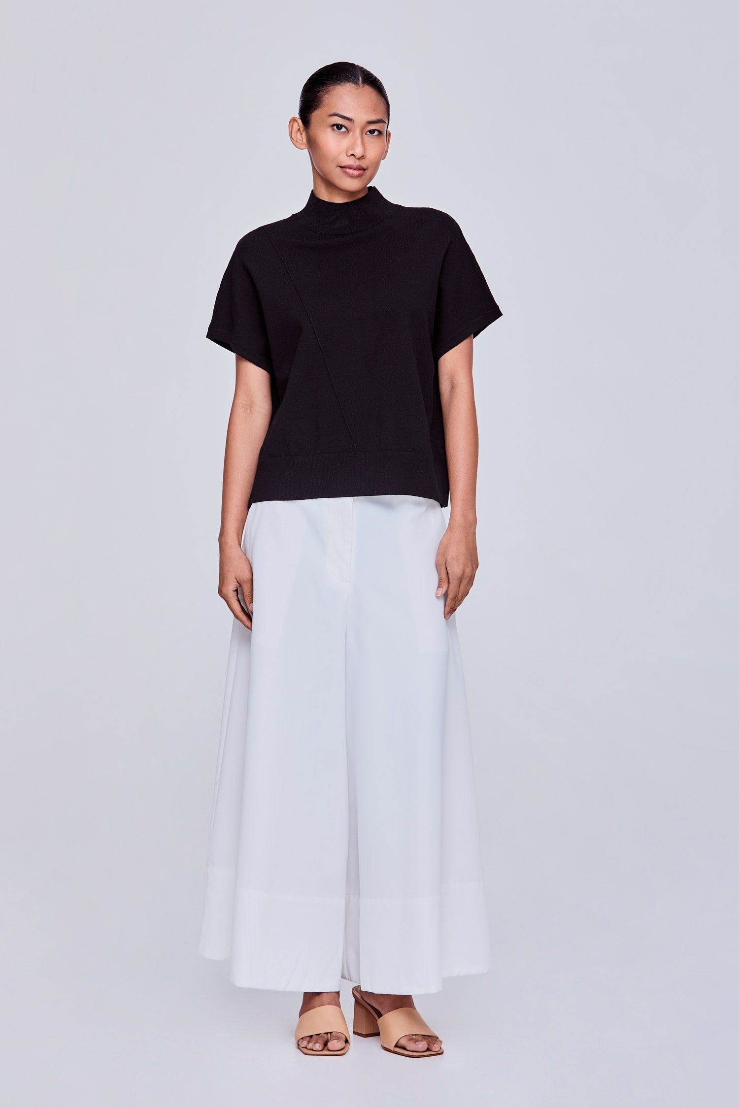 color:NOIR