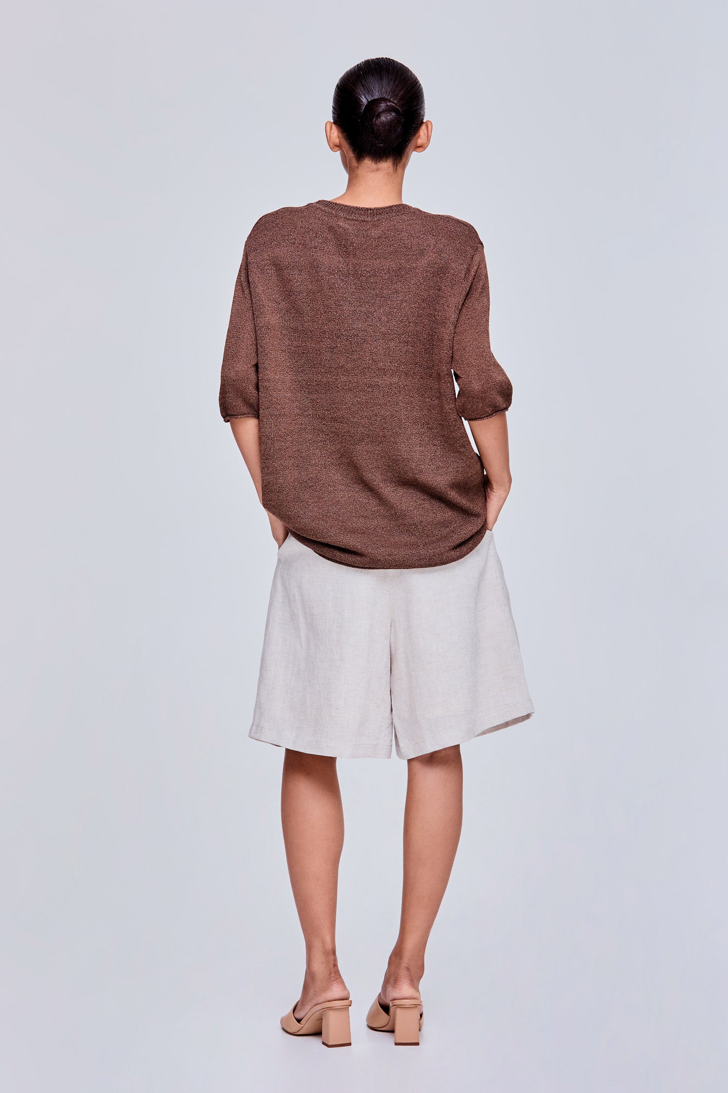 color:DARK BROWN